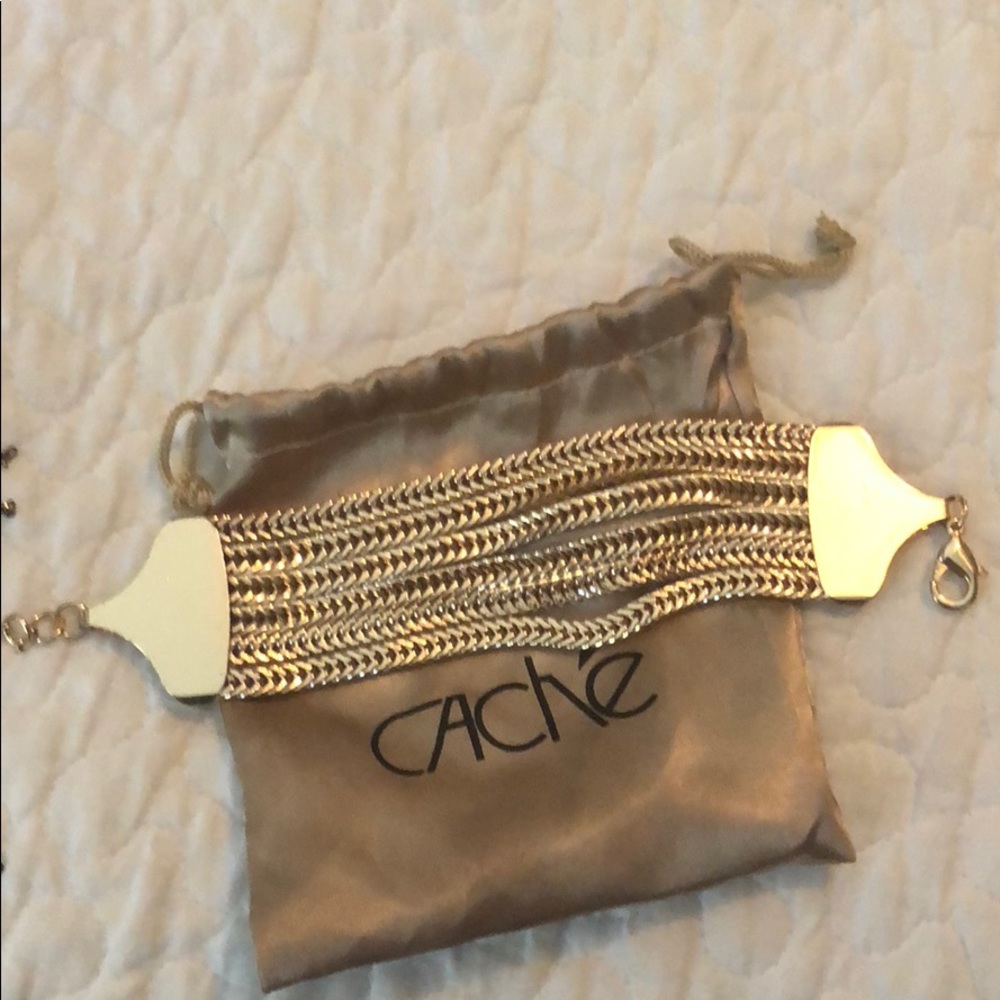 Bracelet